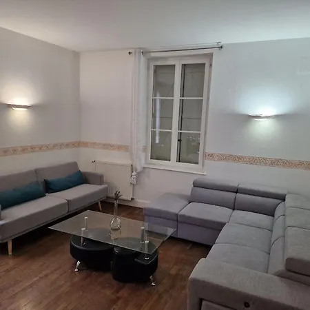 De Charme Pres Du Du Der Avec Jardin Clos, 4 Chambres, Parking Prive, Et Equipements Modernes - Fr-1-611-13 Valcourt